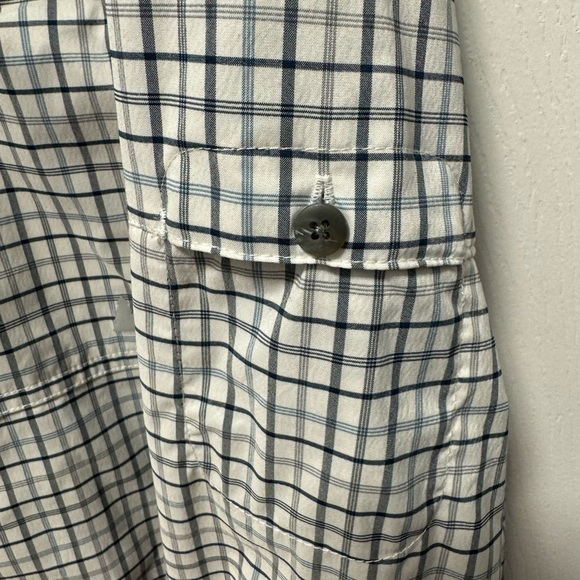 REI Vented Fly Fishing Hiking Long Sleeve Button‎ Down Shirt - Mens medium - Picture 7 of 9